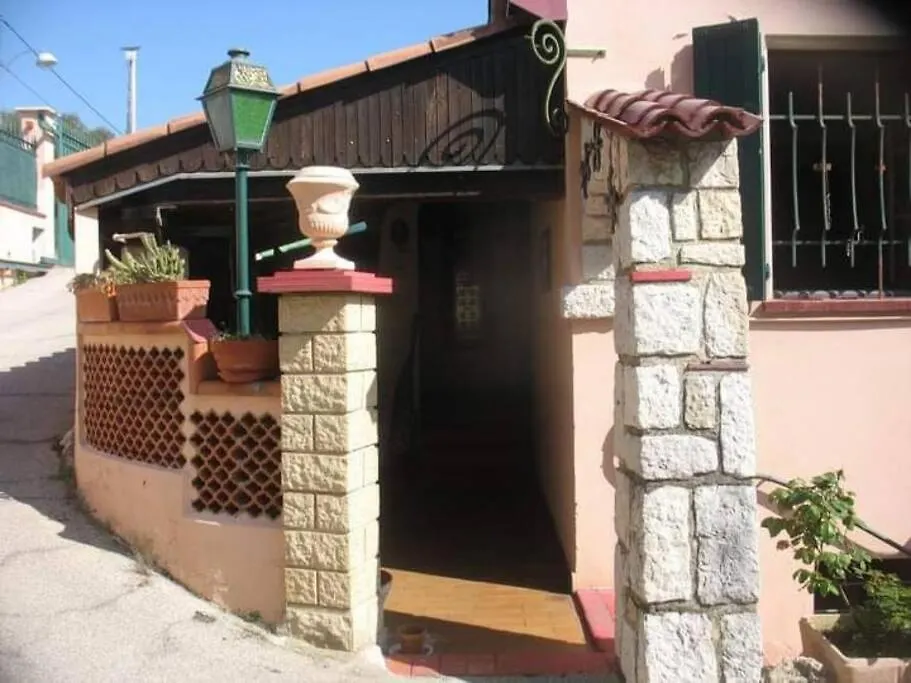 Maison Traditionnelle Sur Les Collines Nicoises Nice 0*,  France
